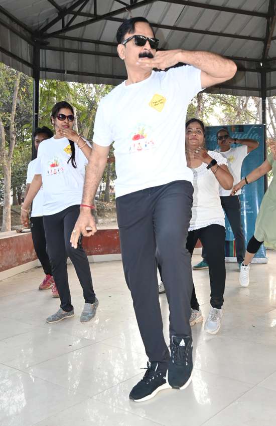 हमराह में रोड़ सुरक्षा और फिटनेस का साथ-साथ संदेश