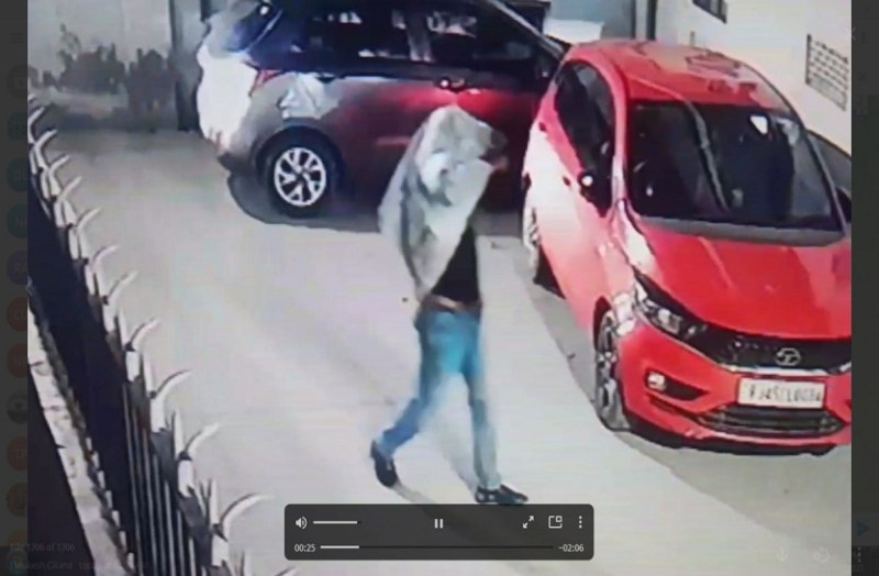 सिविल लाइंस में पत्थर फेंक कार का कांच तोड़ा, एसयूवी में आए थे आरोपी