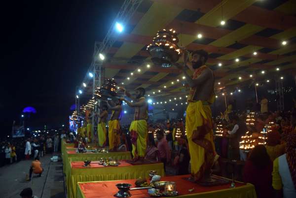 नर्मदा जॅयती पर आस्था के नजारे 