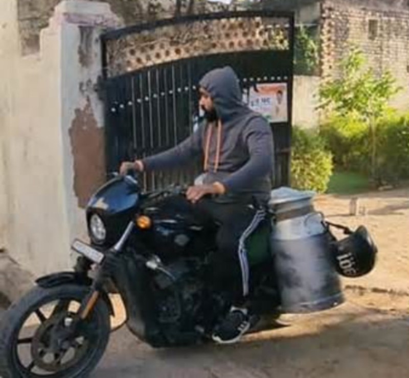 Milk Delivery on Harley Davidson Street 750