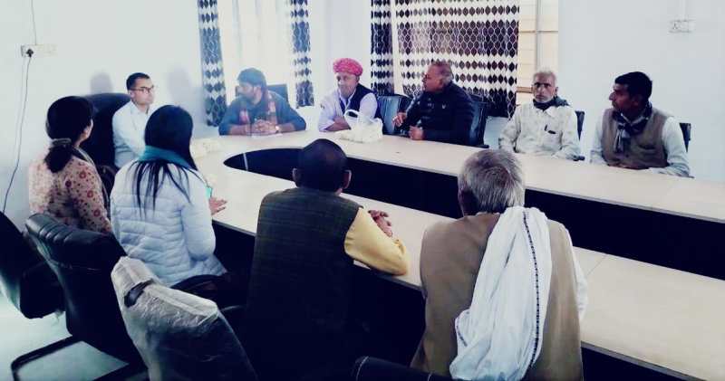 कुकस व ढण्ड ग्राम पंचायत की जनसुनवाई में पहुंचे कलक्टर