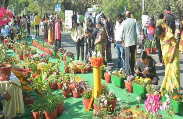 Kota Festival 2023 : उड़ान भरी, ऊंचाई से देखा शहर, किशोर सागर की सैर कर हुए मंत्रमुग्ध