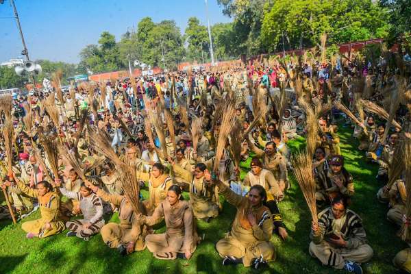 dera saccha sauda people in jaipur