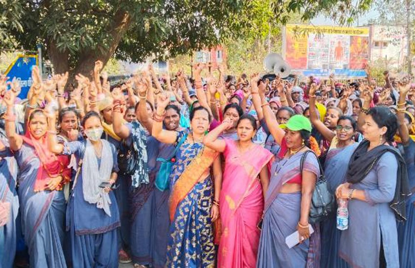 हल्ला बोल विरोध प्रदर्शन