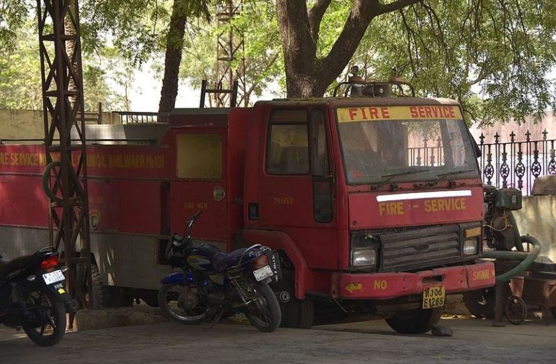 अतिक्रमण हटाने को तैयार था दस्ता, फोन पर रूकी कार्रवाई की चर्चा