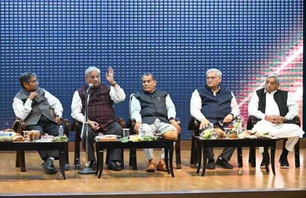 कर्पूरचंद्र कुलिश स्मृति व्याख्यान में पत्रिका समूह के प्रधान संपादक गुलाब कोठारी ने की व्याख्यान माला की शुरुआत