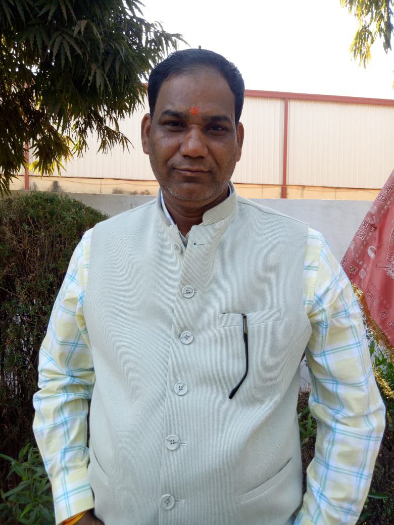 ७ लाख रुपए लेकर थमा दिए ३५० ग्राम नकली सोने के मोती