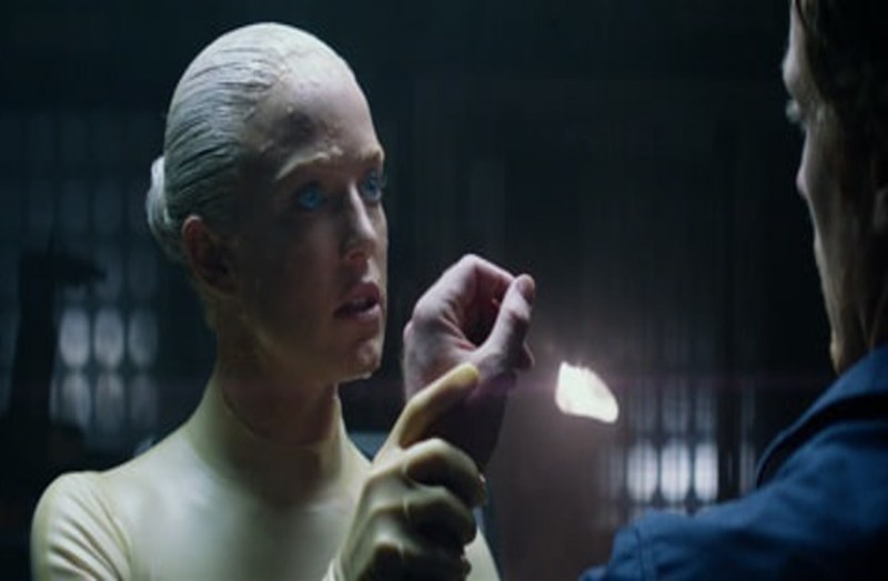 Cinematic bias: स्क्रीन पर बेहद कम नजर आते हैं Female AI scientist के किरदार