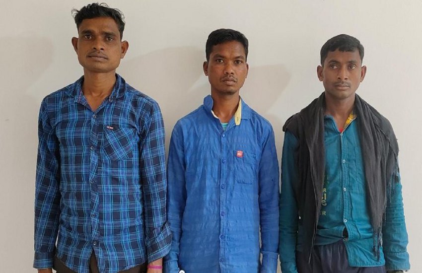सुरक्षाबलों को मिली बड़ी सफलता: एक लाख के इनामी कमांडर समेत दो नक्सली सहयोगी हुए गिरफ्तार