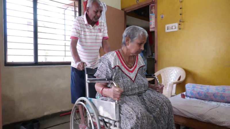 70 साल के भाटिया के लिए हर दिन वैलेंटाइन डे