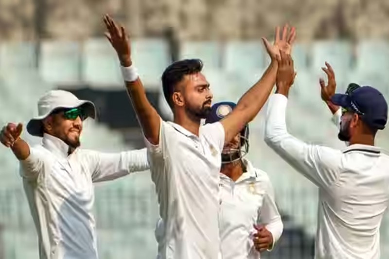 bengal-vs-saurashtra-ranji-trophy-2023-final-update-chetan-sakaria.jpg