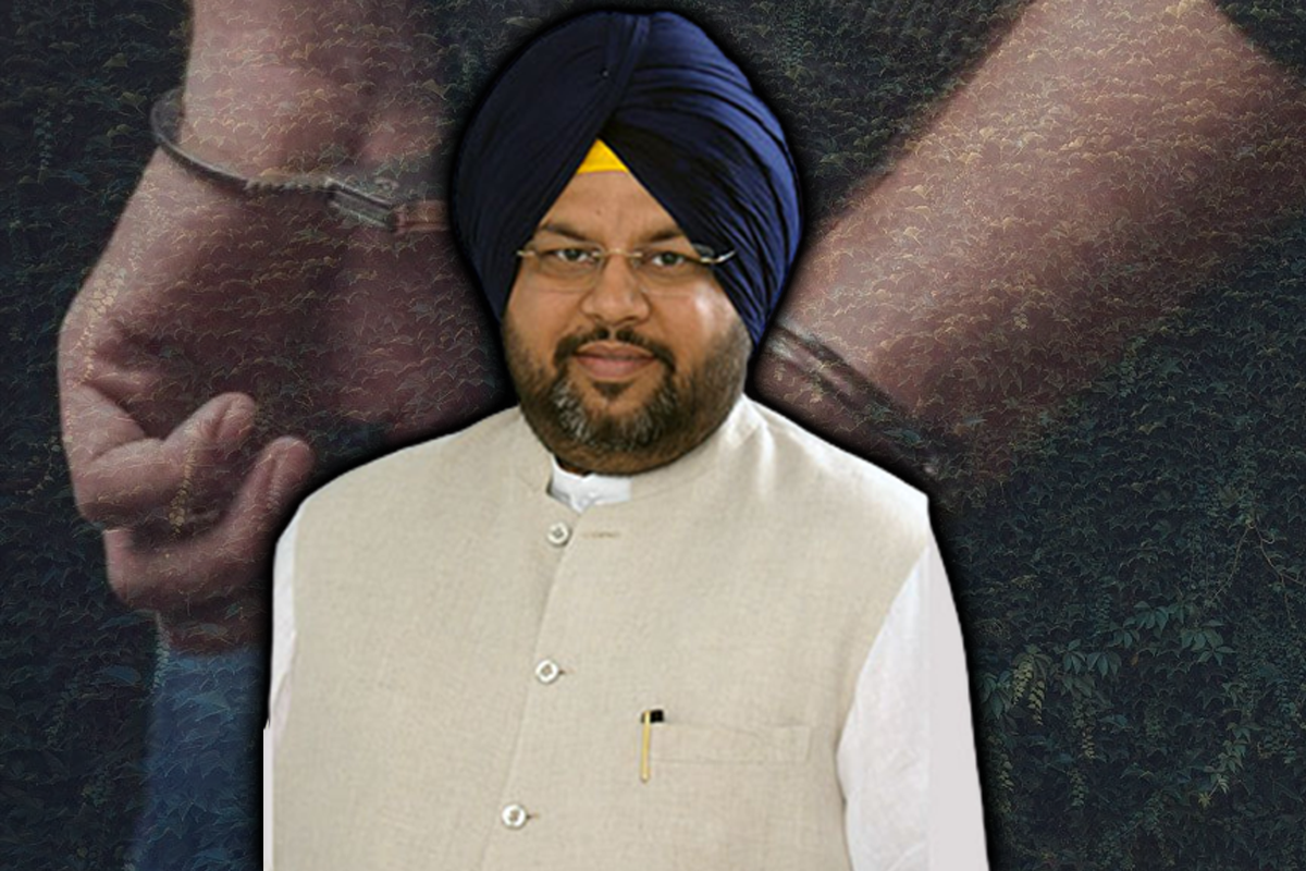 punjab-aap-mla-amit-ratan-kotfatta-arrested-red-handed-taking-4-lakh-bribe-money-recovered-from-vehicle.png