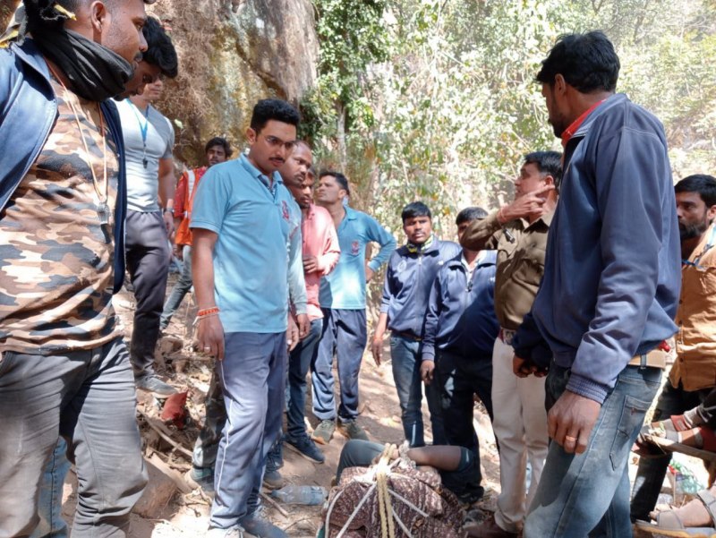 पचमढ़ी में काली चट्टान पर पैर फिसलने से युवक की मौत