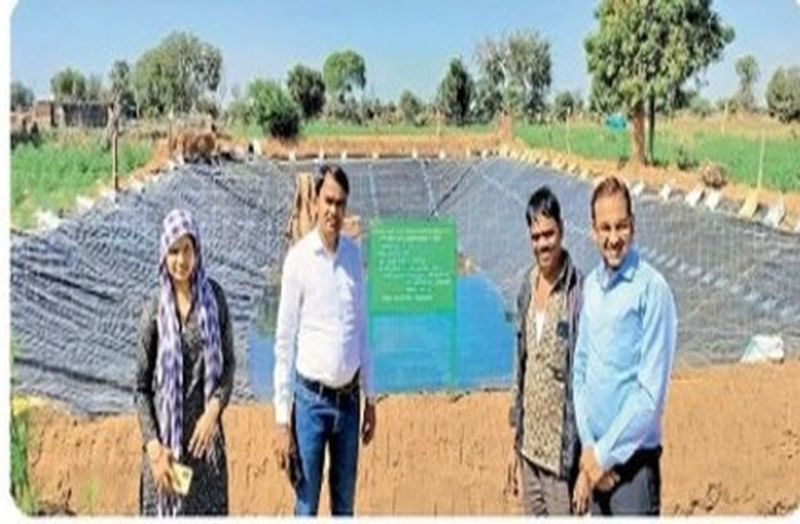 रेतीली जमीन पर प्लास्टिक फॉर्म पॉण्ड का नया प्रयोग, नहीं रिसेगा पानी