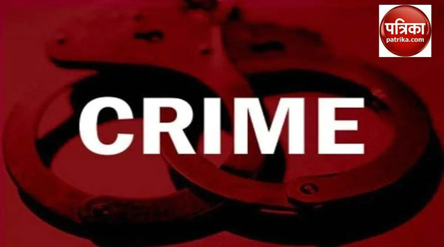 फॉरेंसिक टीम ने जुटाए सबूत