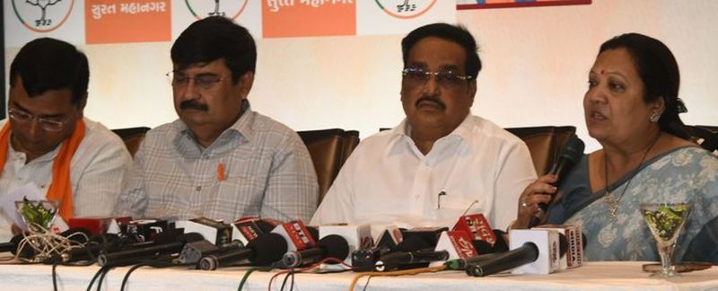 SURAT NEWS: अमृत काल के बजट का किया बखान