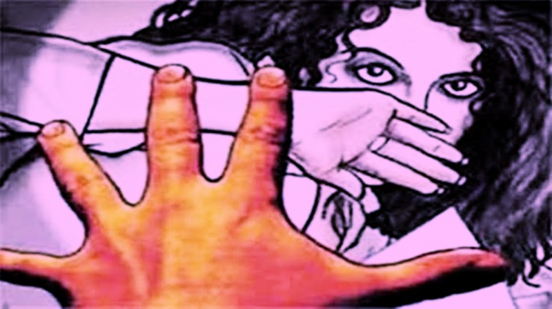 Instagram पर हुई दोस्ती ! फिर होटल में बुलाकर किया दुष्कर्म