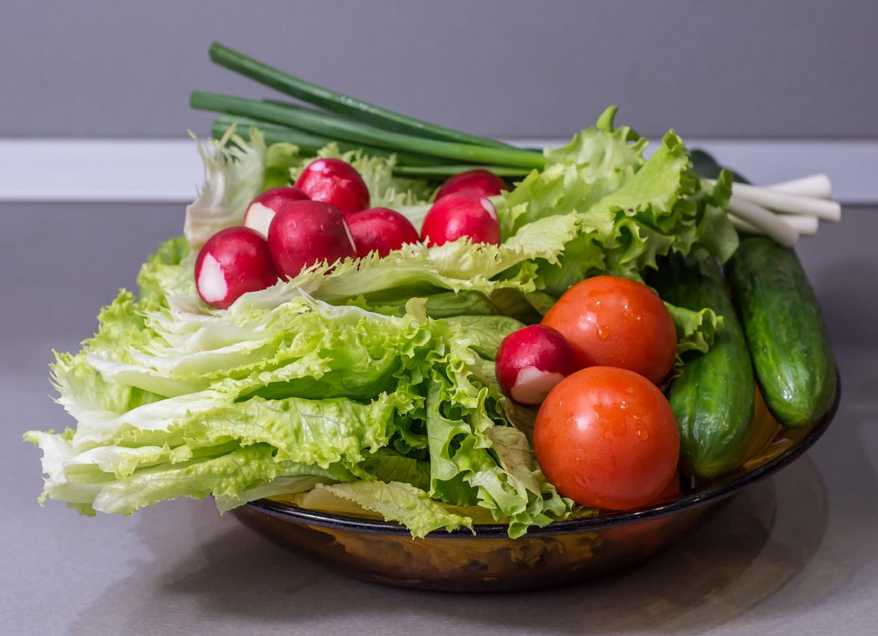 5 हरी सब्जियां जो गर्मी के मौसम में जरूर खाएं