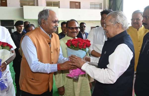 मनोनीत राज्यपाल बिस्वा भूषण हरिचंदन पहुंचे रायपुर