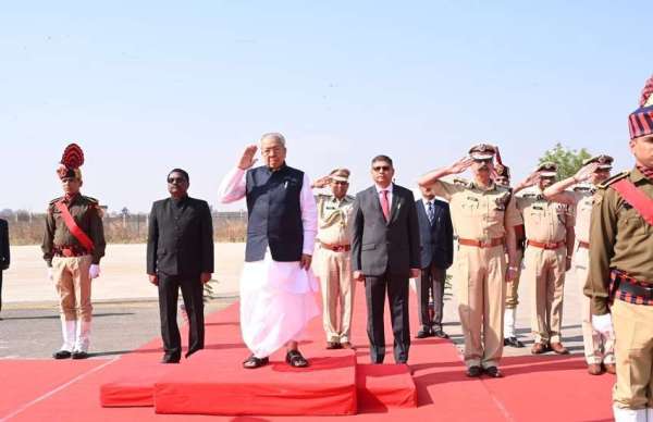 मनोनीत राज्यपाल बिस्वा भूषण हरिचंदन पहुंचे रायपुर