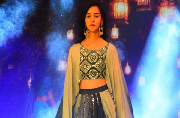 फैशन शो क्रिएशंस 2023 