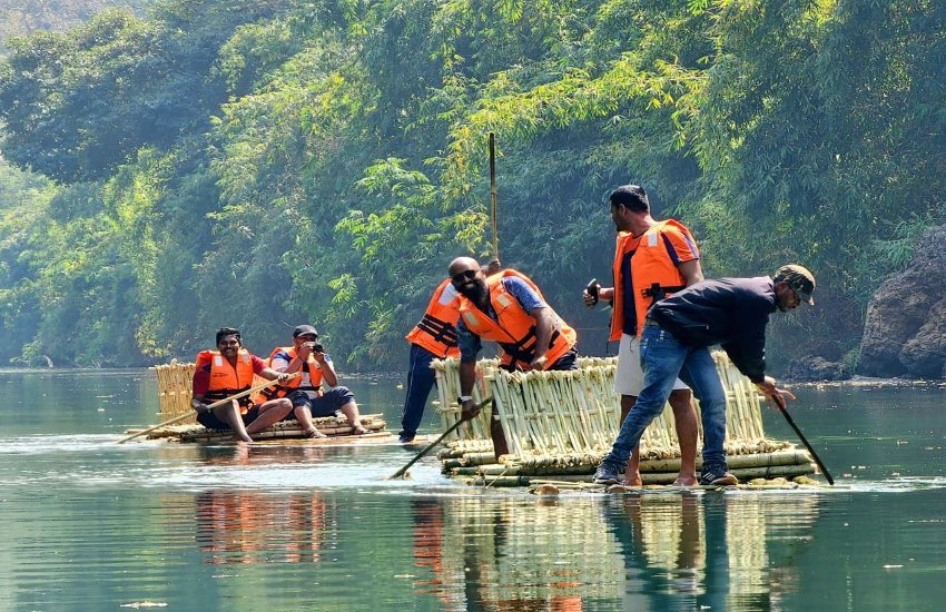 बस्तर में शुरू हुई बैंबू रिवर राफ्टिंग