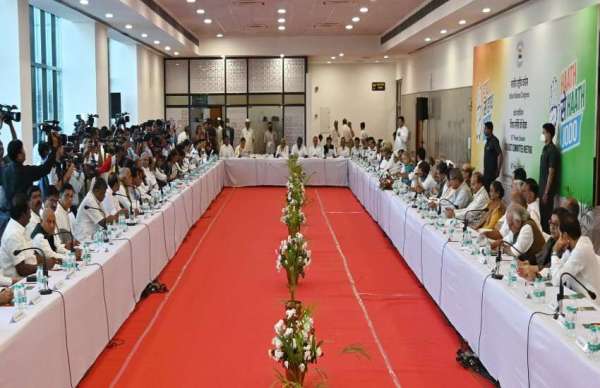 कांग्रेस के राष्ट्रीय महाधिवेशन में बैठक