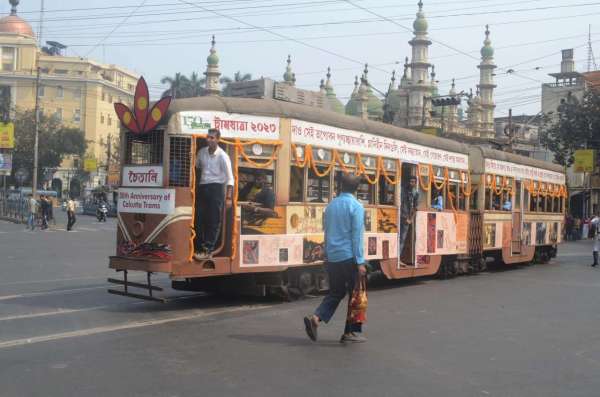 150 years of celebration: A memorable 'travel' of decorated old trams