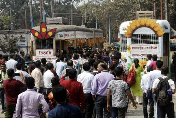 150 years of celebration: A memorable 'travel' of decorated old trams