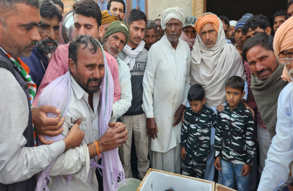 Patrika Photo Gallery: When two small children completed the funeral c