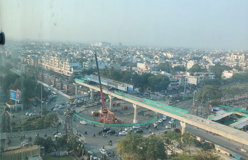 स्कूल-संजीवनी क्लिनिक के लिए जमीन की तलाश, सरकारी जमीनों पर बिल्डर-डेवलपर्स से लगवा रहे दांव