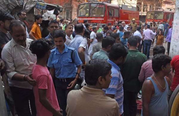 एशिया के सबसे बड़े बाजारों में से एक में लगी आग