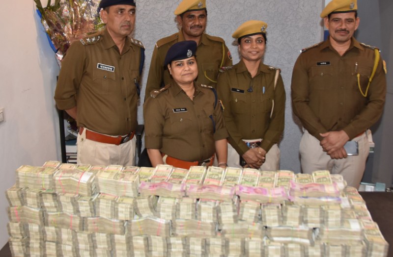 6.75 crore seized from car in bhilwara