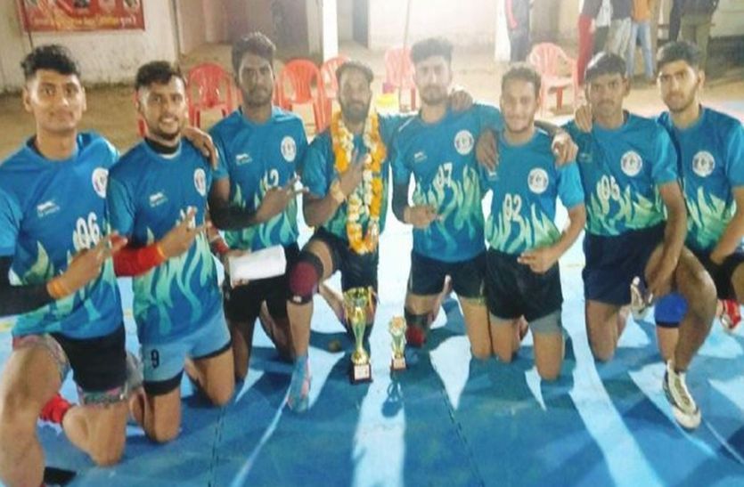 Video : 16 कबड्डी दलों के 172 खिलाडिय़ों ने दिखाया अपना दम आम