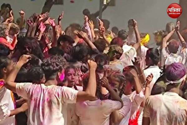holi2_1.jpg
