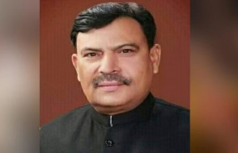 यूपी के राज्यमंत्री के नाम Instagram पर fake ID बनाकर लोगों से रुपए मांगे