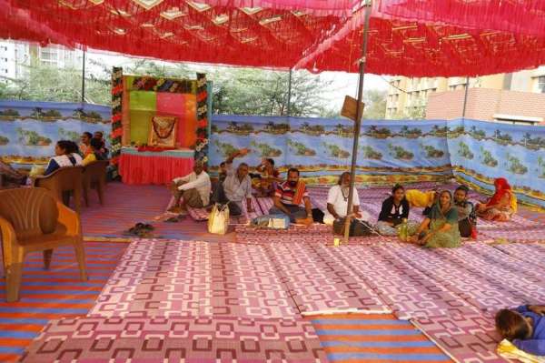 अहमदाबाद से डाकोर मार्ग पर उमड़ने लगे पदयात्री, जय रणछोड़ की गूंज