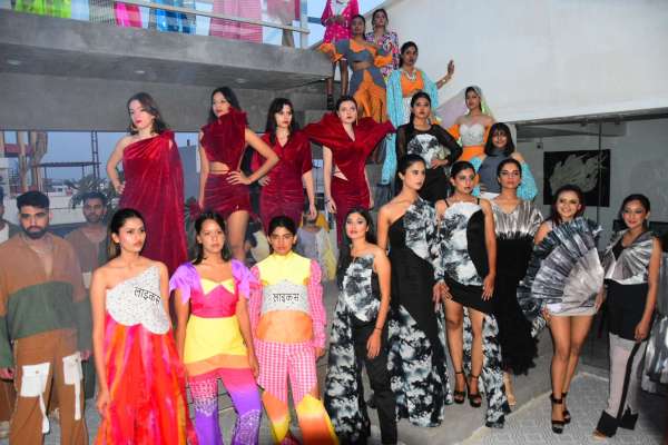 Women Mentoring Forum and Arch felicitate 25 inspirational women with