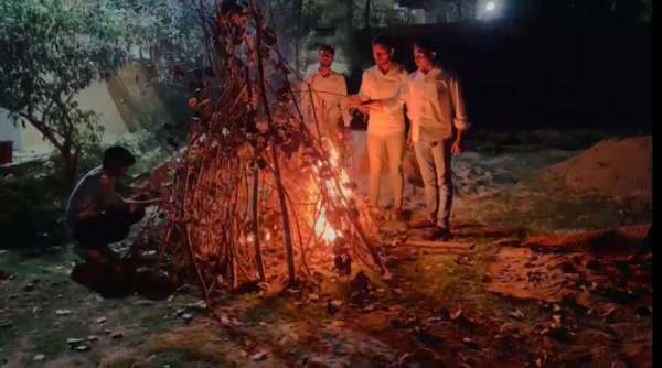 मत्स्य विश्वविद्यालय में होली दहन