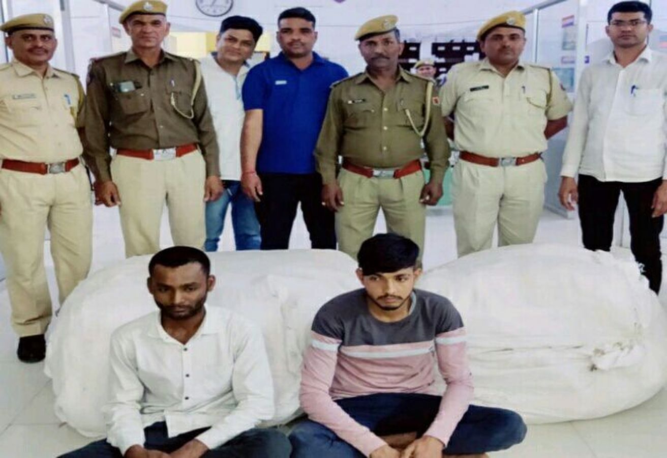 Theft : लाई गोदाम से कपड़ा चोरी का खुलासा