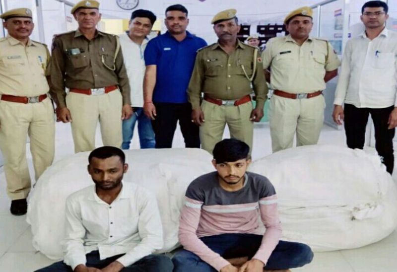 Theft : लाई गोदाम से कपड़ा चोरी का खुलासा