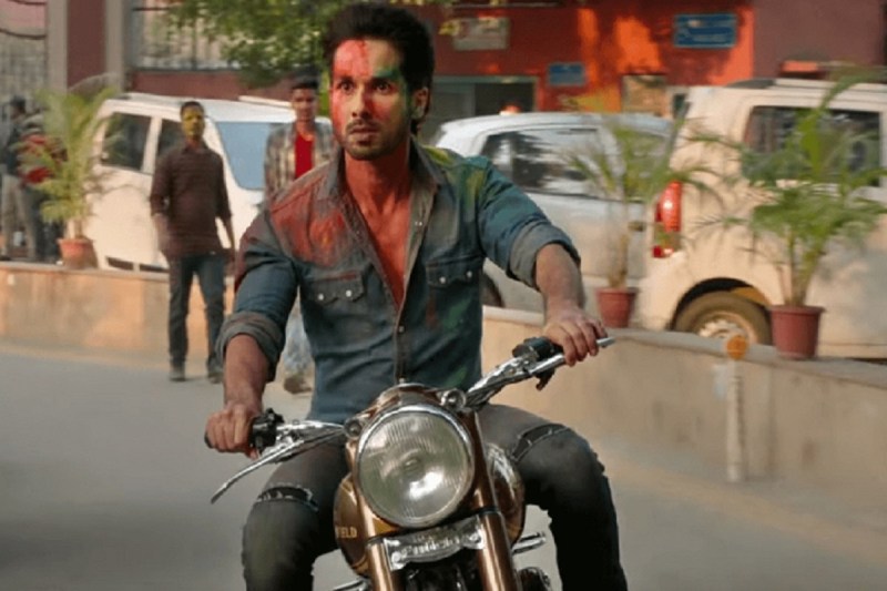 Farzi Actor Shahid Kapoor Wishes Fans Happy Holi In Strange Kabir Singh Style