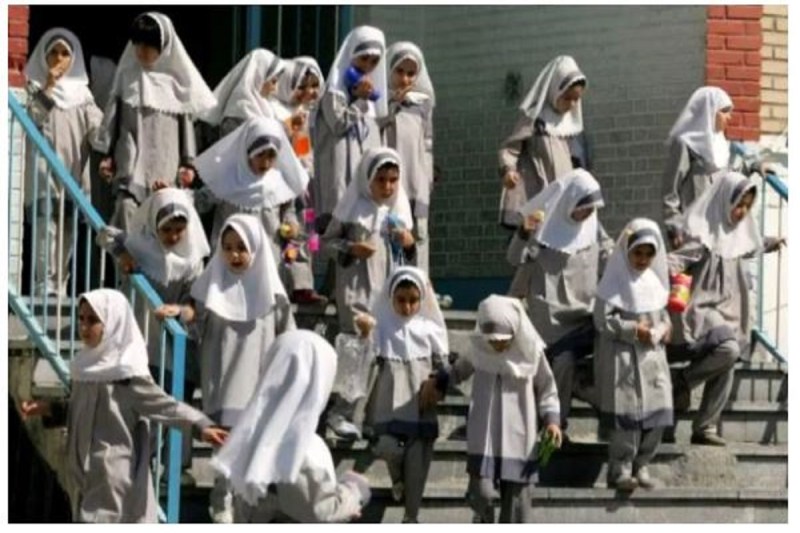 iran_school_girll_poision_2.jpg