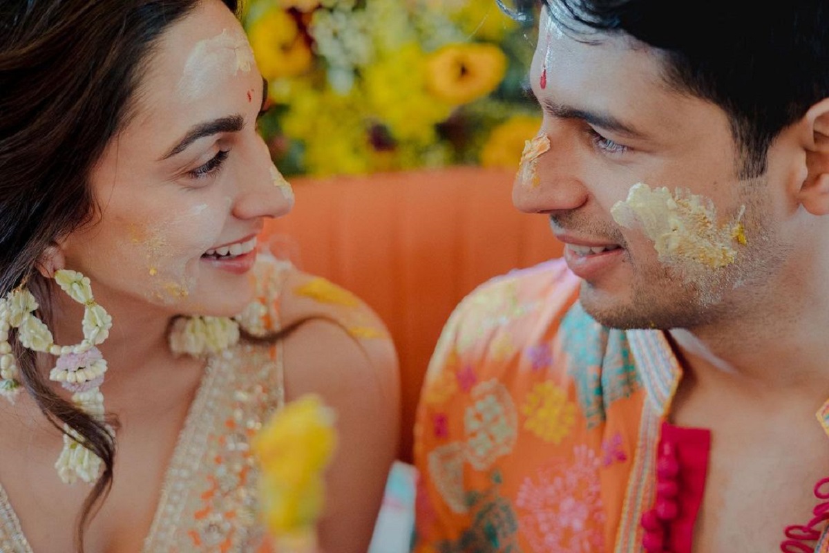 kiara_advani_wishes_husband_siddharth_malhotra_first_holi_in_romantic_style_share_unseen_pictures_of_their_dreamy_haldi_ceremony.jpg