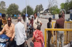 #Ratlam Railway Station जाना हुआ वन वे, अब बदले मार्ग से जाना होगा, VIDEO - image