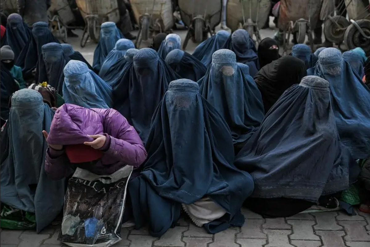 repressed_women_in_afghanistan.jpg