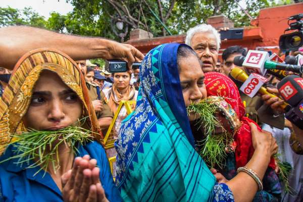 kirodilal meena at civil lines fatak