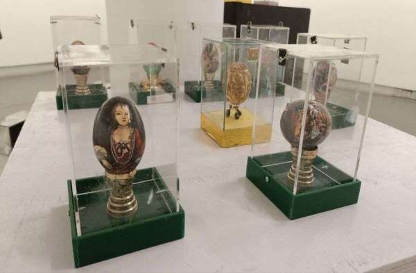 जवाहर कला केंद्र में पेंटिंग प्रदर्शनी 