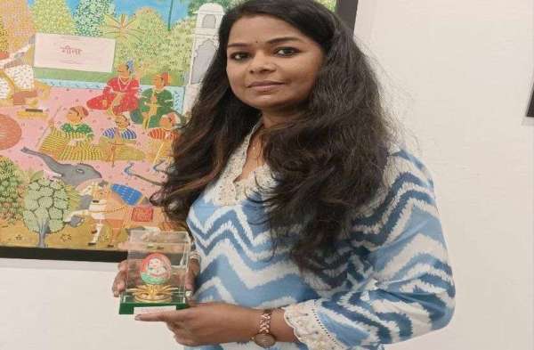 जवाहर कला केंद्र में पेंटिंग प्रदर्शनी 