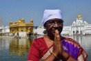 president-draupadi-murmu-on-punjab-tour-paid-obeisance-at-golden-temple-and-heard-kirtan-watch-video.gif